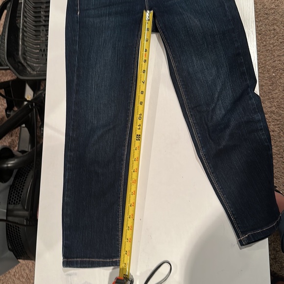 WHITE HOUSE BLACK MARKET Blanc Slim Crop Leg Jeans with Embellishments SZ 00 - Picture 11 of 12